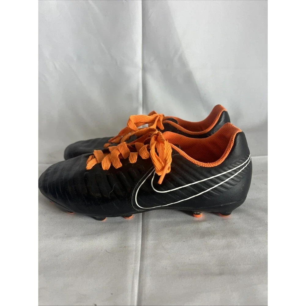 Nike Tiempo Legend Size 5y Youth Black Running Soccer Cleats Shoes AH7251-080